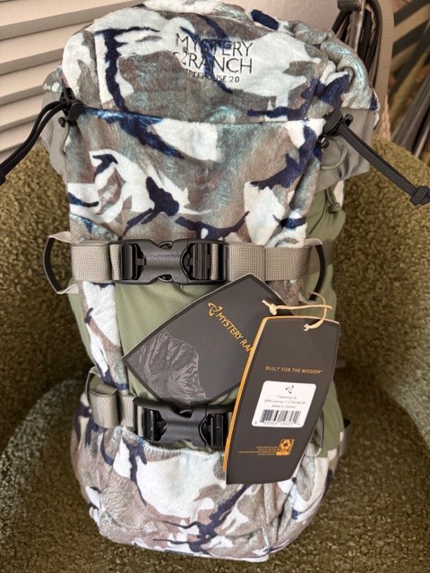 ​Mystery Ranch Treehouse 20 Treestand Pack - NWT - Silent Fabric -DPM Canopy