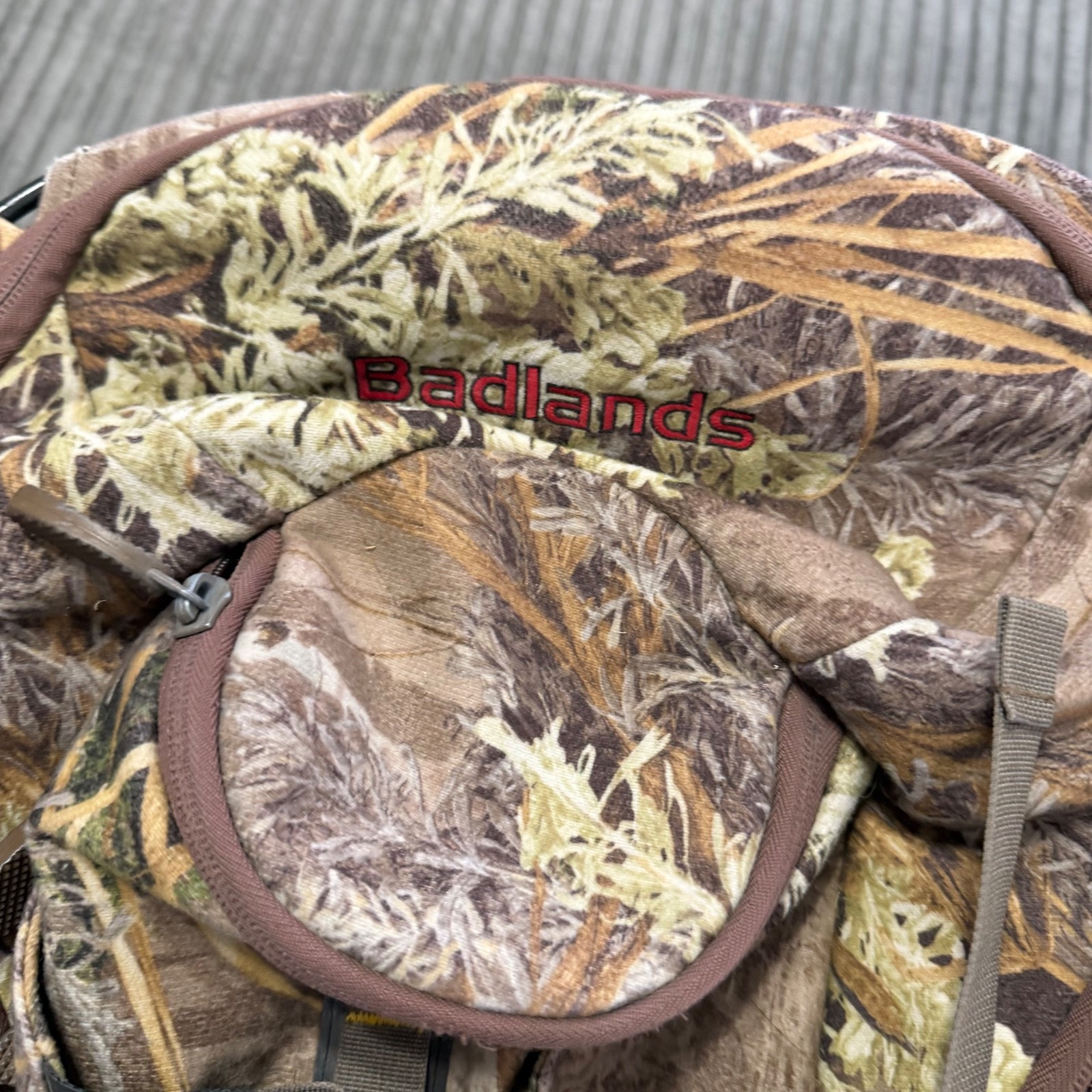 Badlands Reactor Hydration Backpack Camo Air Track Hunting/Hiking Day Pack