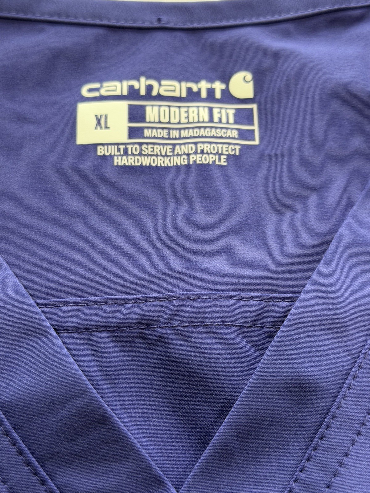 Carhartt Scrub Top Sz XL Modern Fit Vneck Purple MT2113-W 5 Pocket Women’s NWT