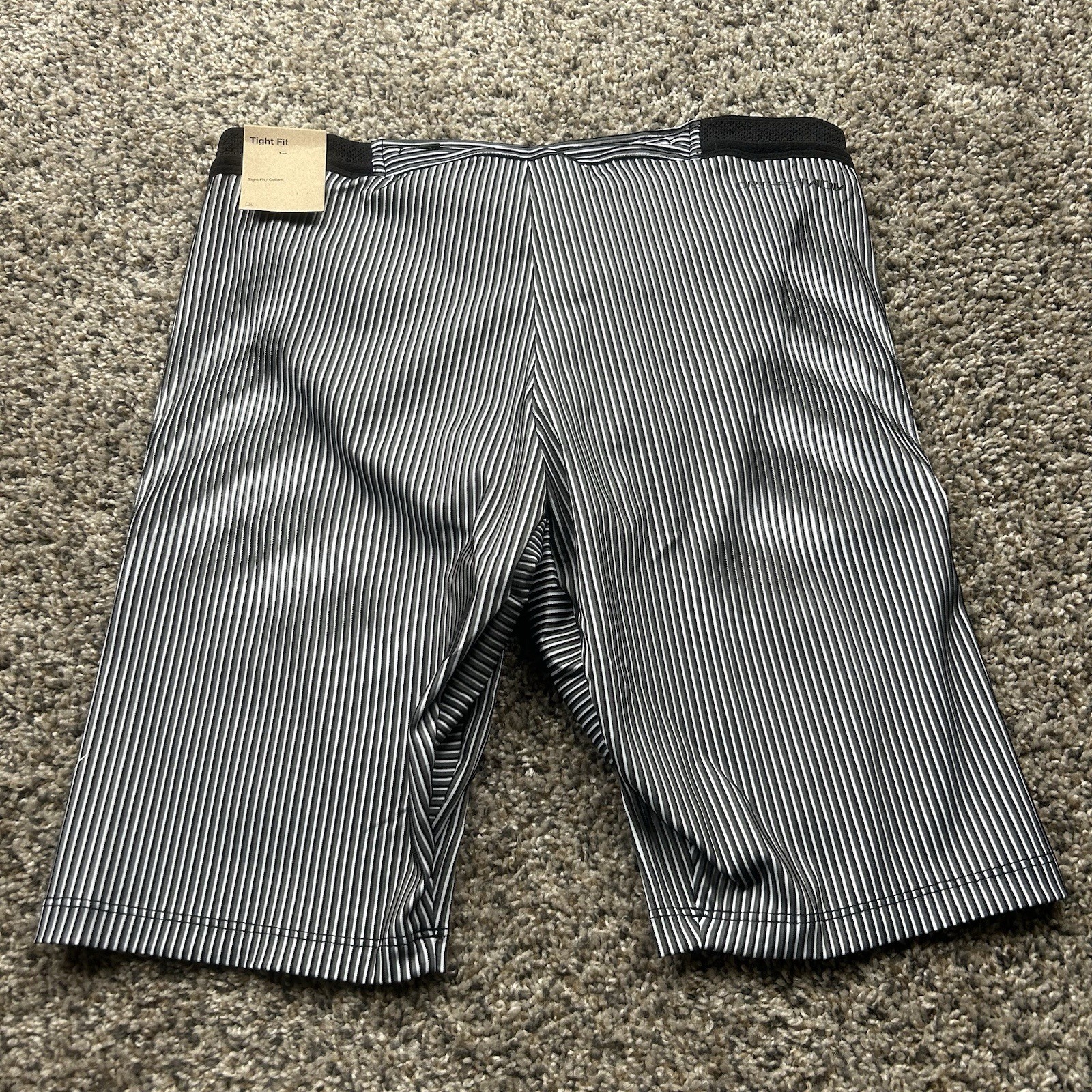 Nike Aeroswift Dri-FIT ADV Tights 1/2 Length Running Men’s Large FN3369-013