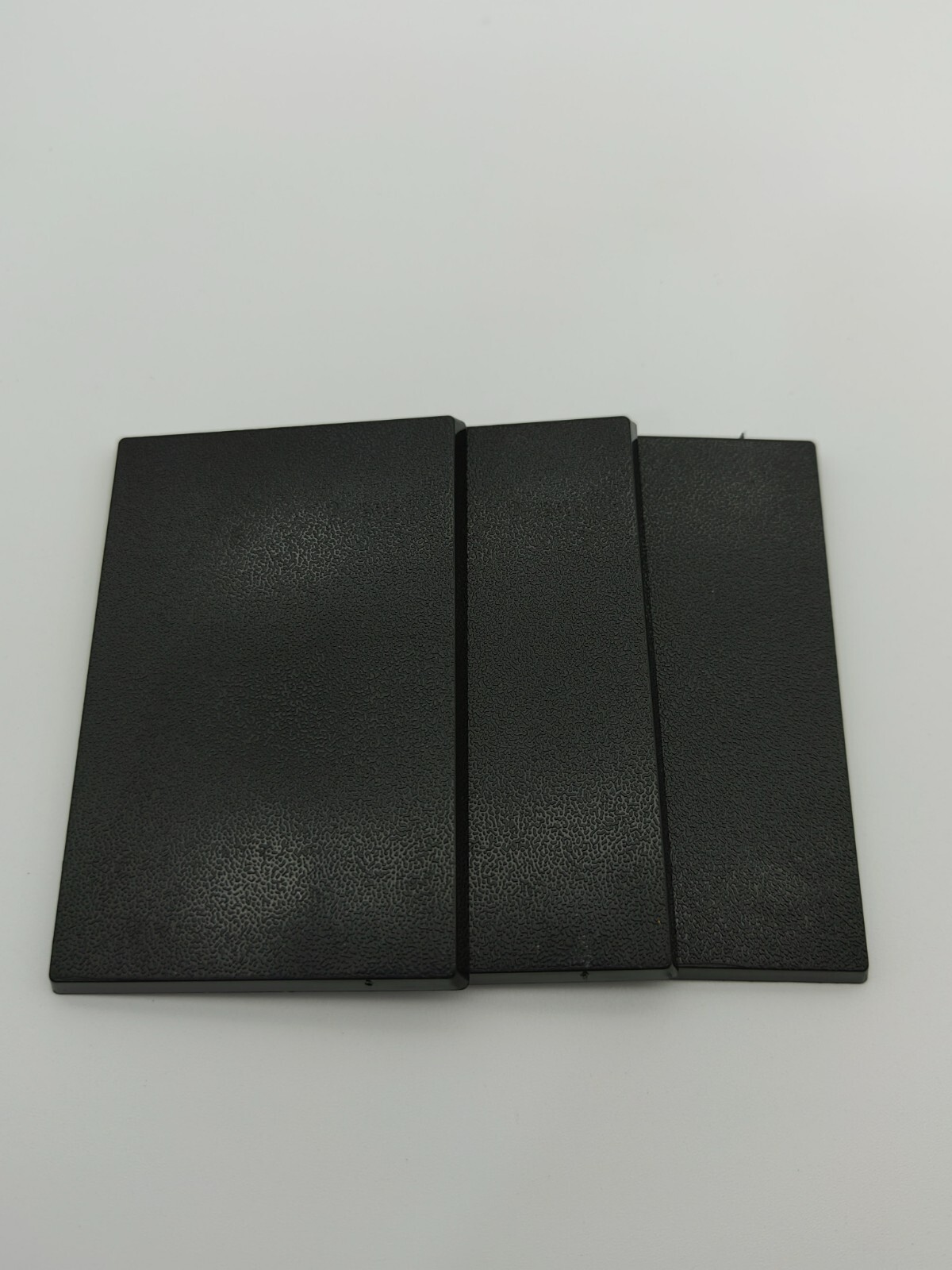 Lot Of 3 50mm x 75mm Rectangle Bases Used For Warhammer Fantasy Bloodcrushers