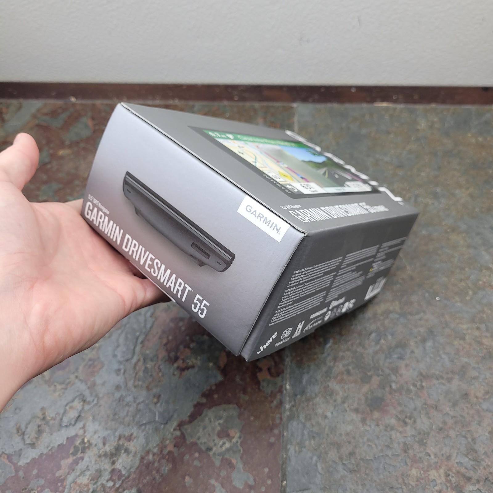 Garmin DriveSmart 55 5.5" GPS System With Real-Time Traffic New