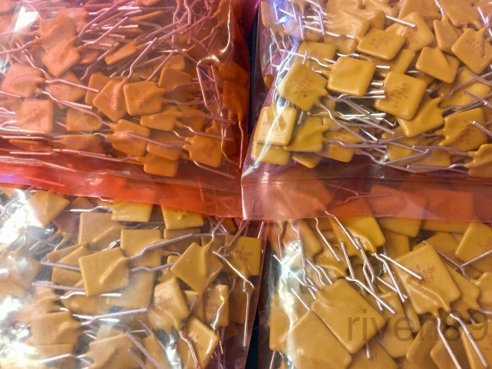 50pcs FUZETEC Polyfuse PTC (PPTC) Resettable Fuses, Radial Leaded TH Style, Lot