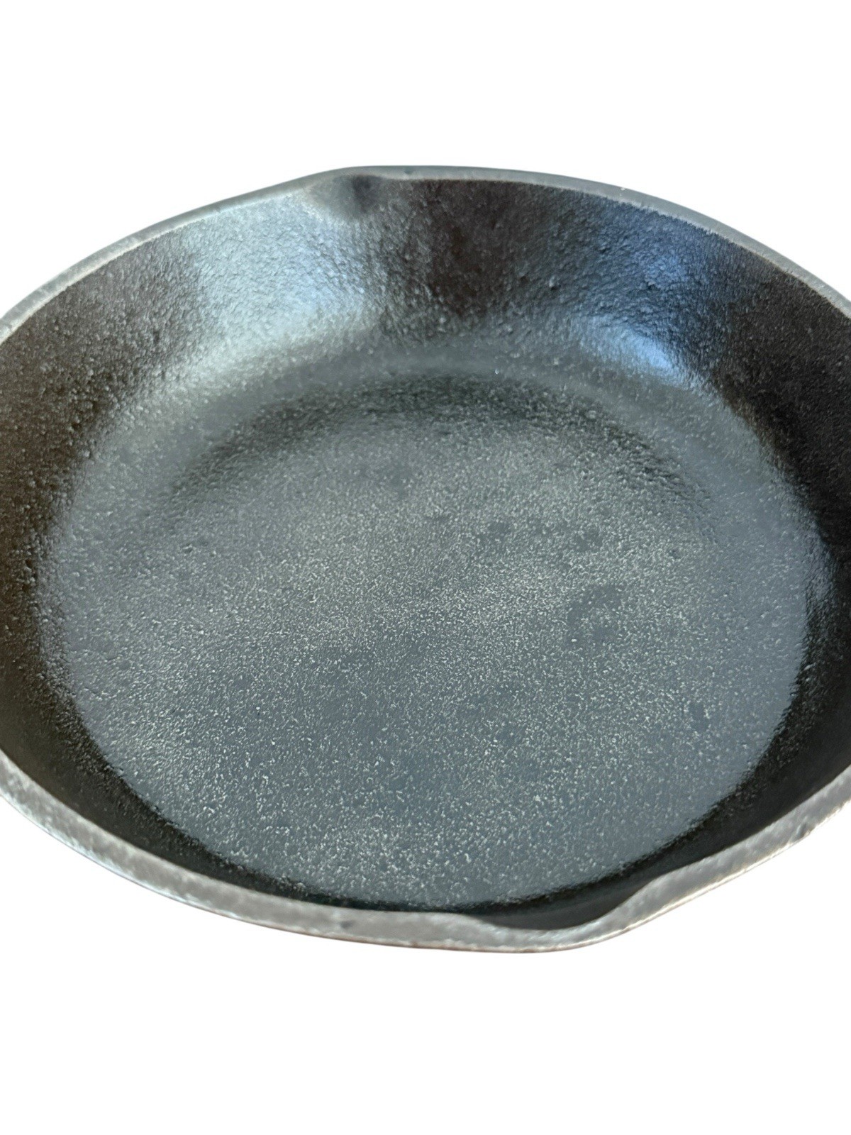 Vintage Cast Iron Skillet No 3 6⅝” – Small Fry Pan – Unmarked Lodge 1930s-50s