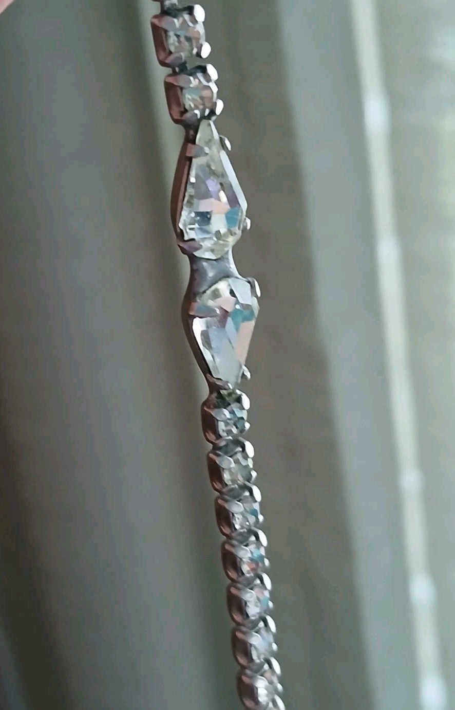 Vintage Joseph Weisner Silvertone Clear Rhinestone Tennis Bracelet 6.5"