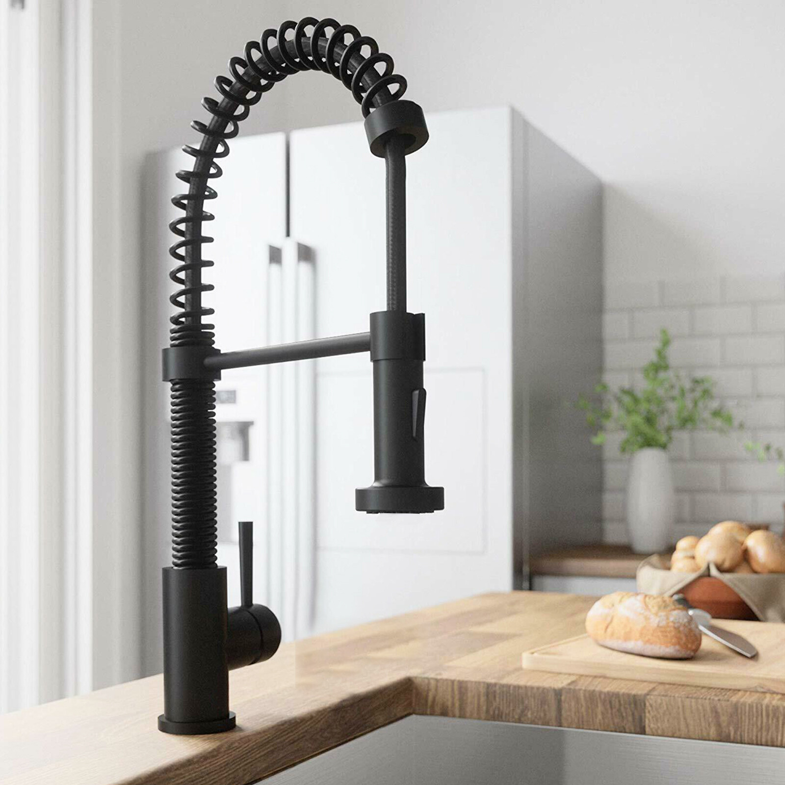 Matte Black Kitchen Faucet Sink Pull Down Sprayer Swivel Mixer Tap Single Handle