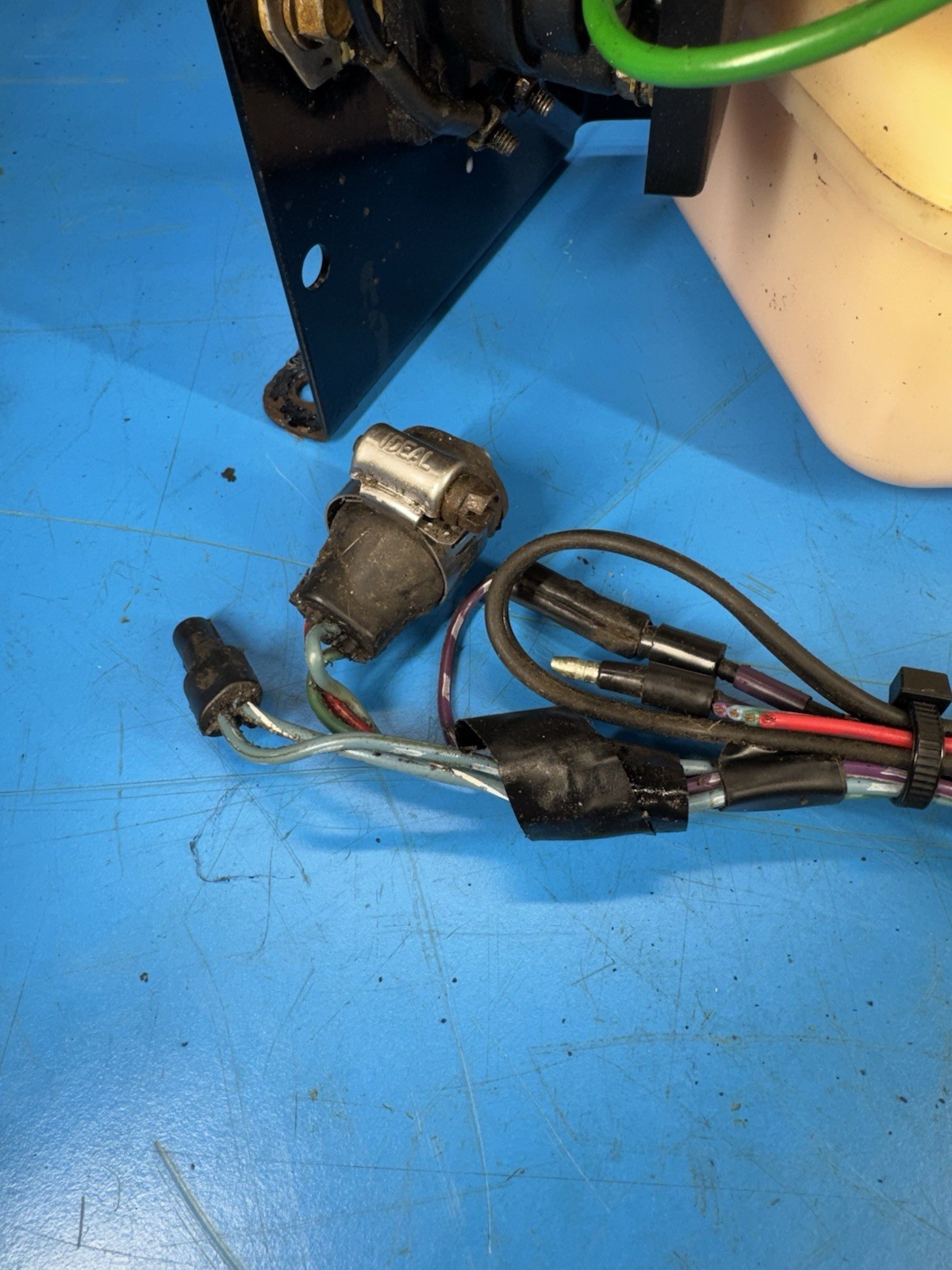 MerCruiser Alpha One Gen 2 Trim Tilt Pump