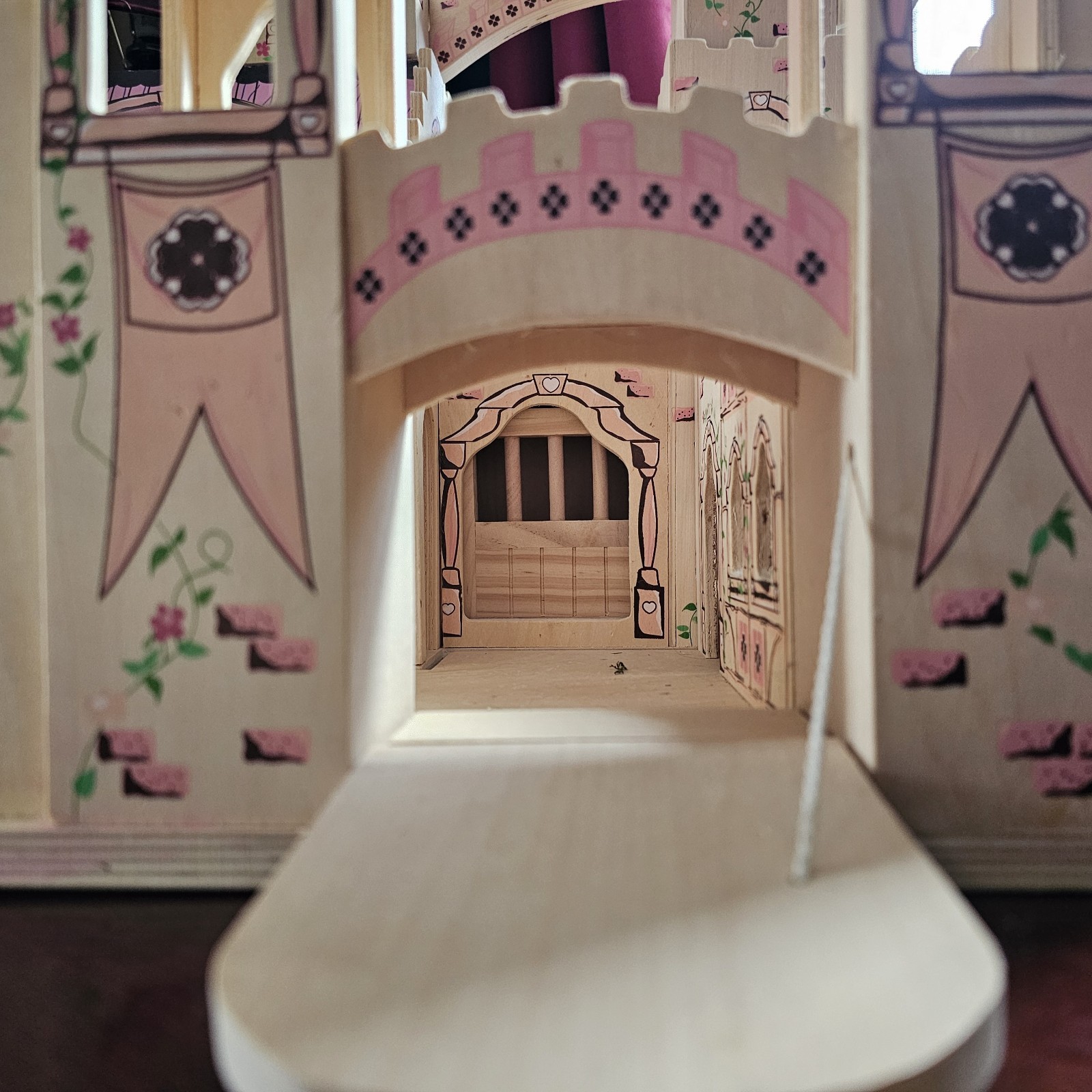 Melissa and Doug Wooden Folding Princess Castle and UNOPENED furniture and dolls
