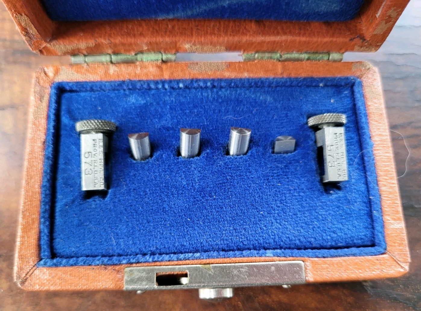 Brown & Sharpe No. 573 Center & Small Hole Attachment Set Machinist Tools USA