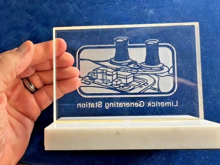 VTG 1980's LIMERICK NUCLEAR GENERATING STATION (Pa.) - Glass/Marble Display