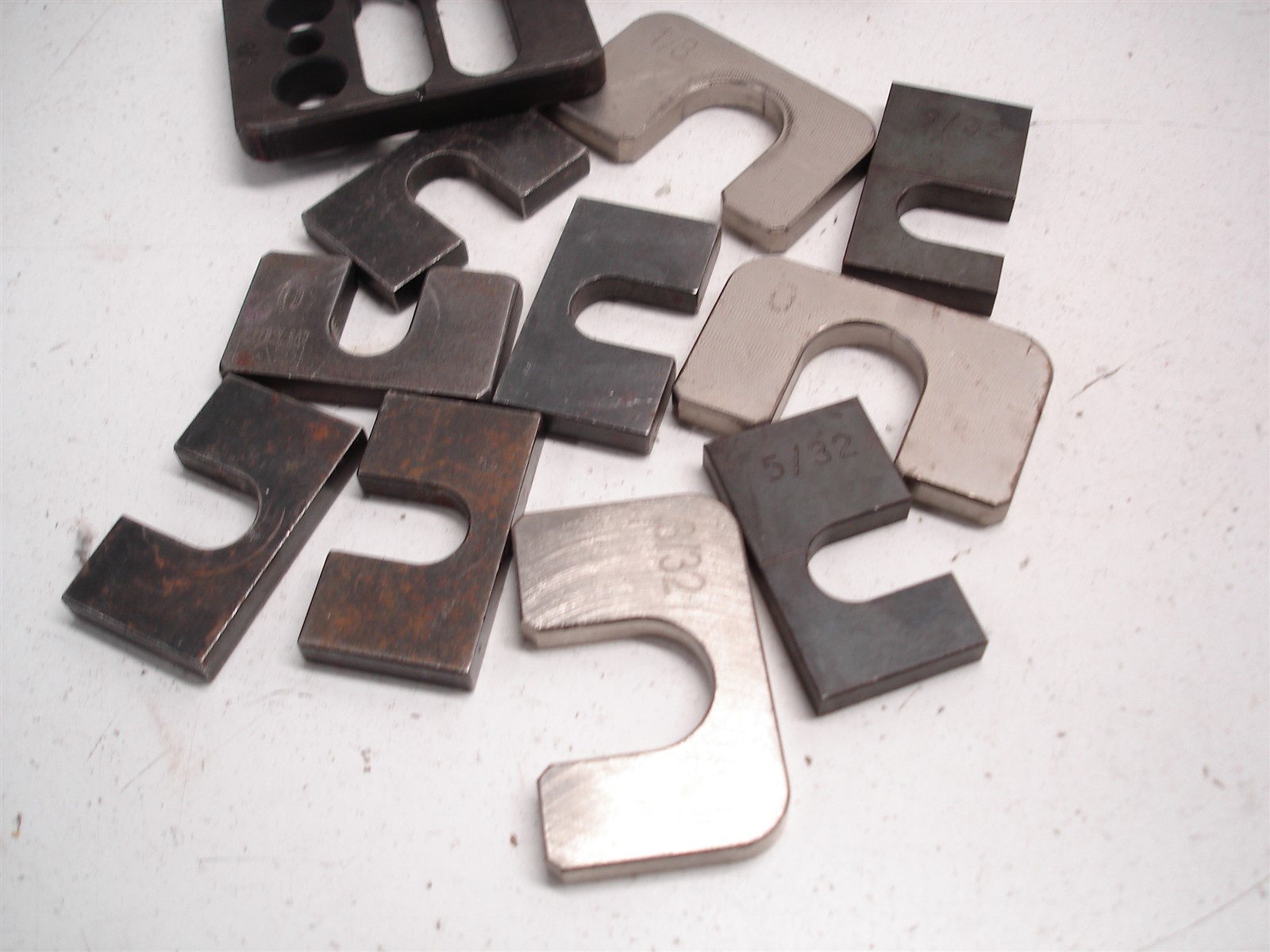 77 NASCAR LOWER CONTROL ARM ECCENTRIC SLUGS & POCKET SLUG PLATES - STEEL & ALUM