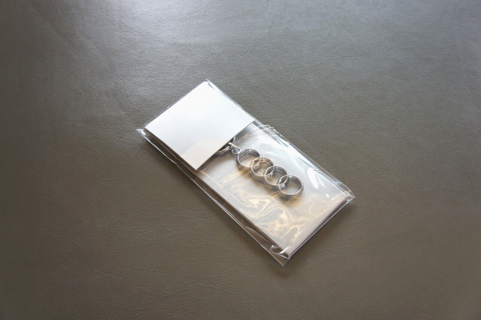 New Genuine OEM Audi Basic Classic Logo Silver Stainless Steel Keychain Key Ring