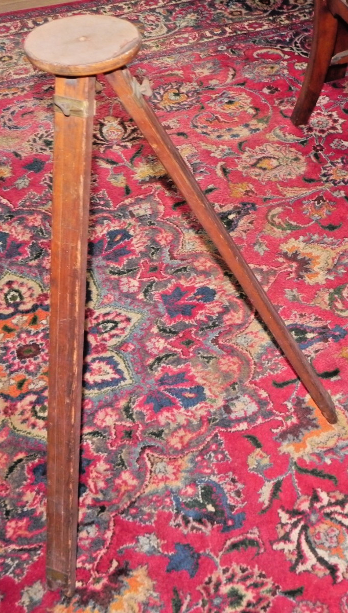 Antique/ Vintage-Survey/Level/Transit/CAMERA PHOTOGRAPHY-WOOD TRIPOD/Base Stand