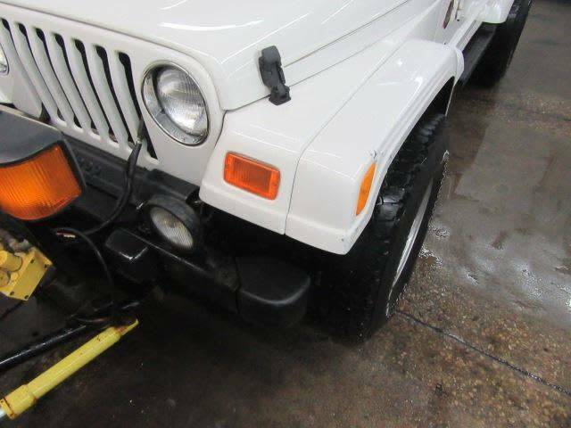 Pair Front Hood Latch Catch & Bracket for Jeep Wrangler JK 2007-18 Free Shipping