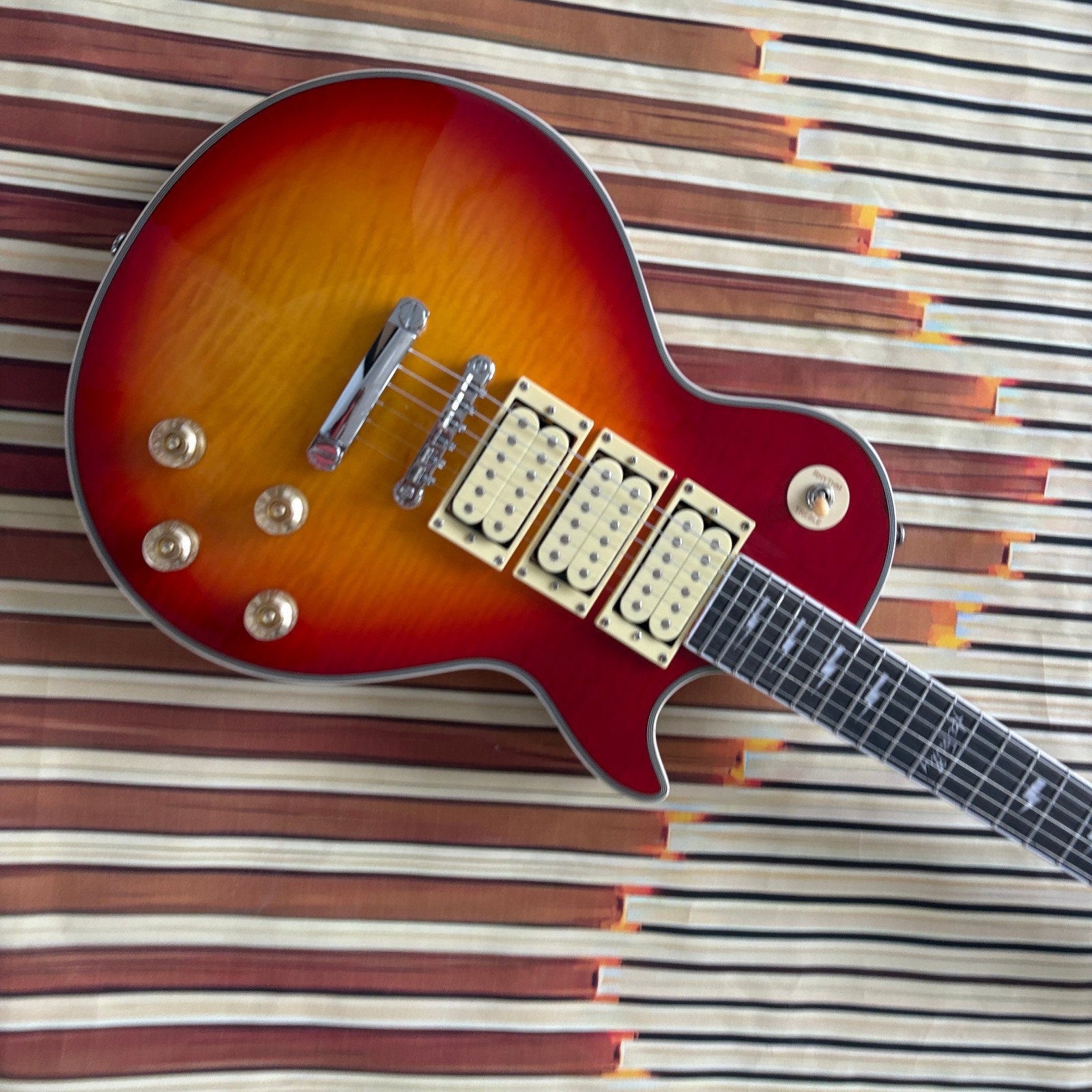 1997 Ace Frehley Signature Les Paul Custom! Cherry Sunburst solid Mahogany Body