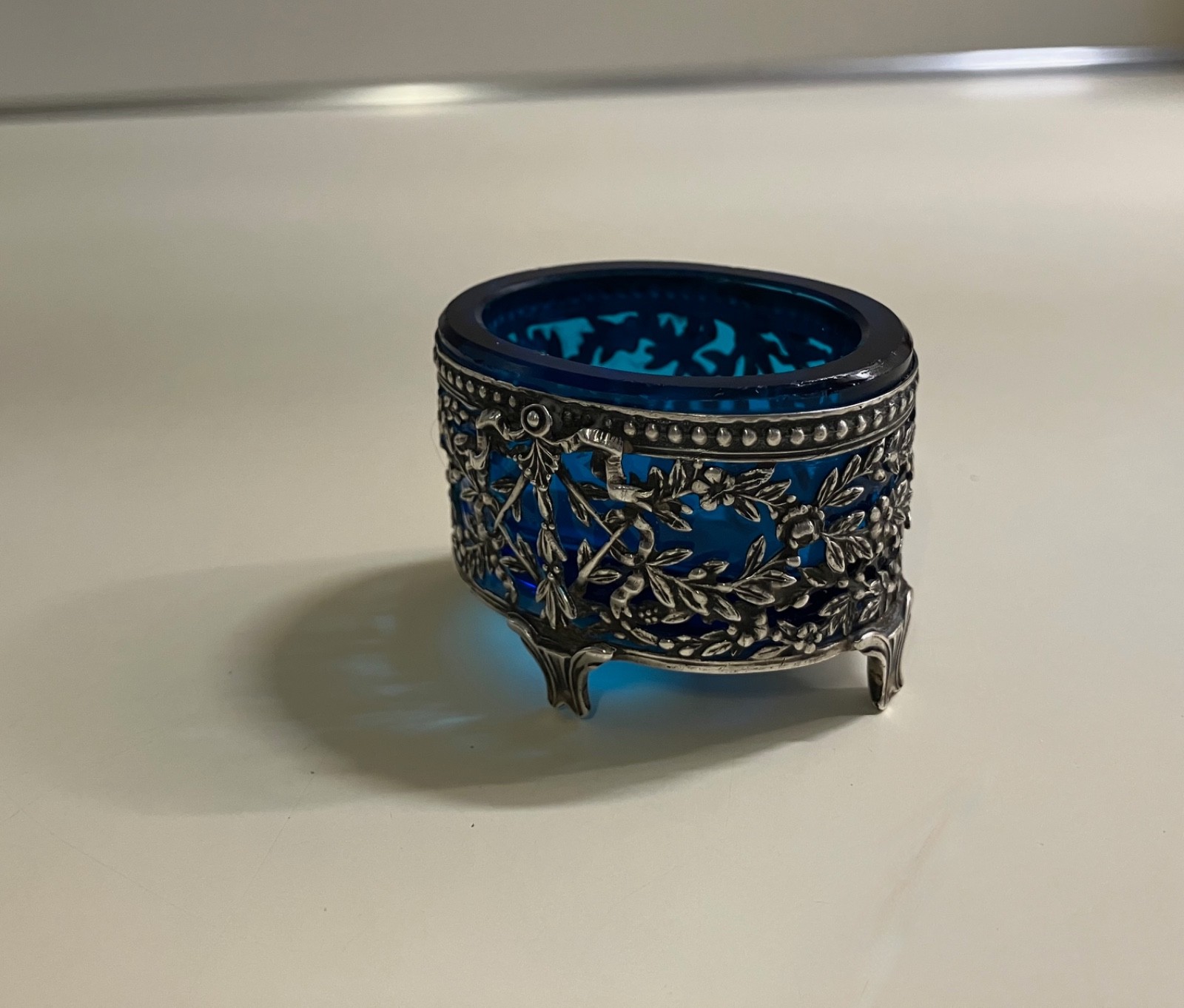 ANTIQUE SILVER FLORAL OPENWORK BLUE GLASS LINDED SALT CELLAR MASSAT FRERES PARIS