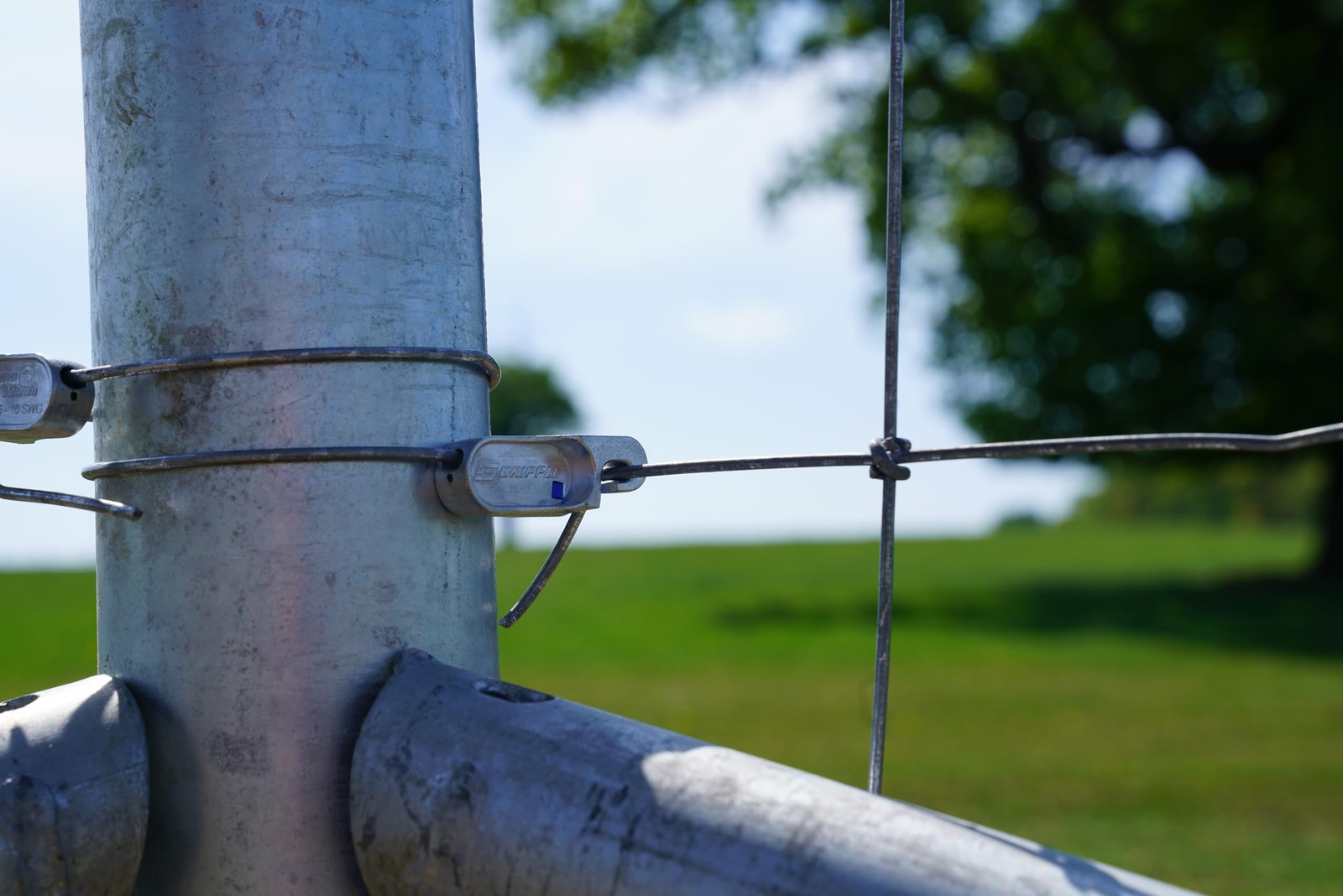 Gripple T-Clip #1 for Fence Wire End Post Termination (150 Count)