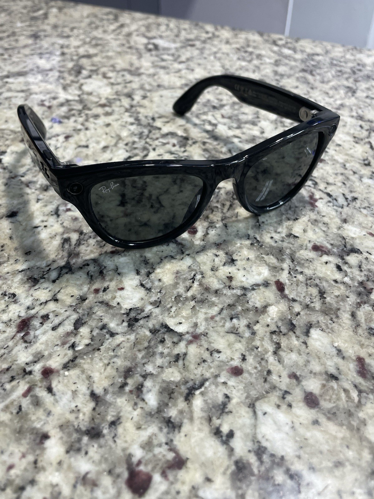 Ray-Ban Meta Skyler GEN2 RW4014 601/71 Shiny Black Frame w/ G15 Green Lense