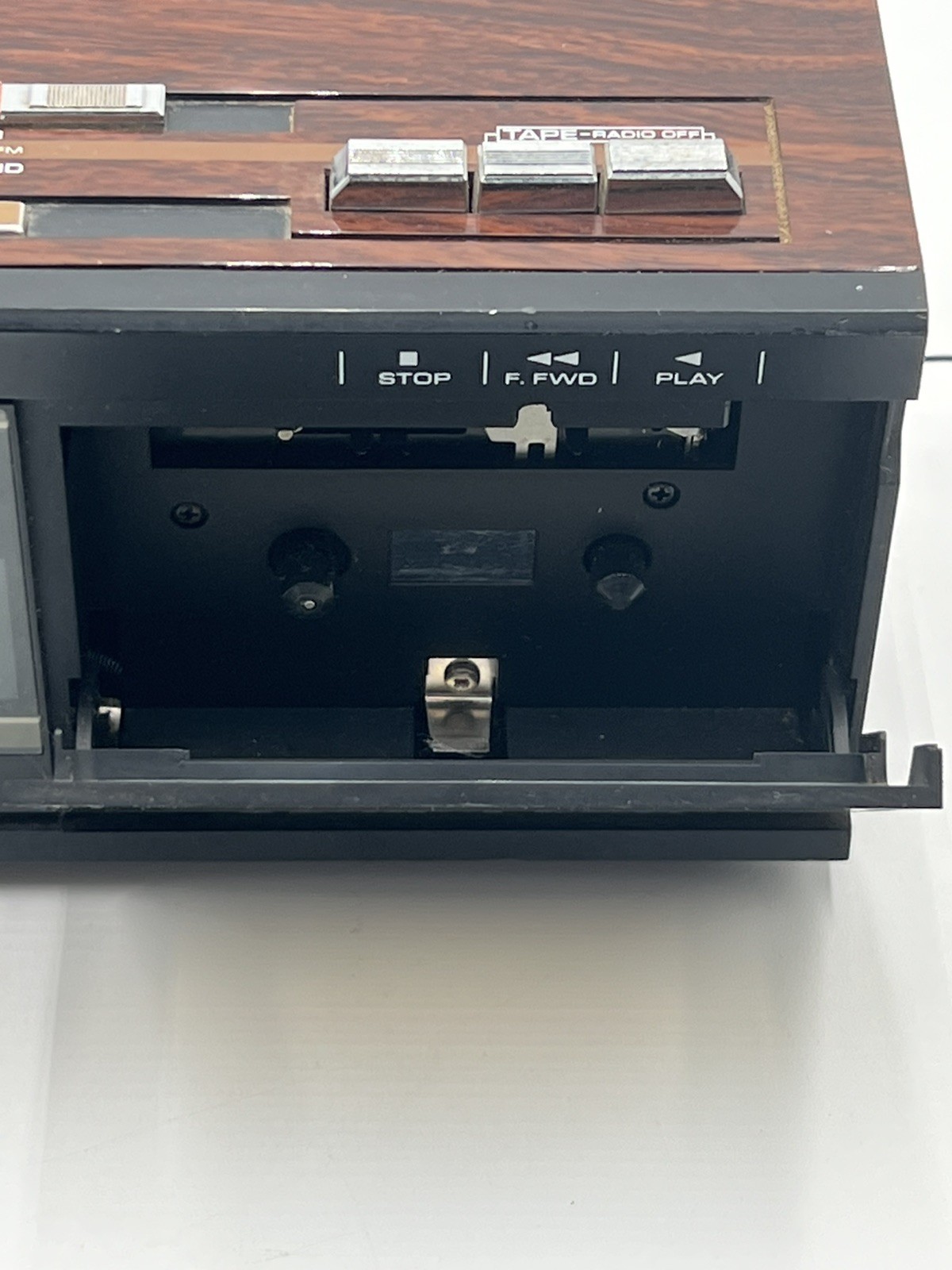 VTG SoundDesign AM FM Radio Cassette Player Alarm Clock 3838WAL Works