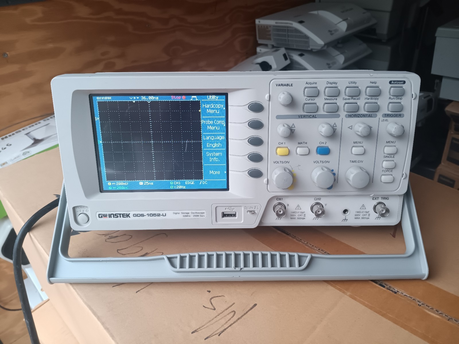 Gw Instek Digital Storage Oscilloscope GDS-1052-U 50MHz