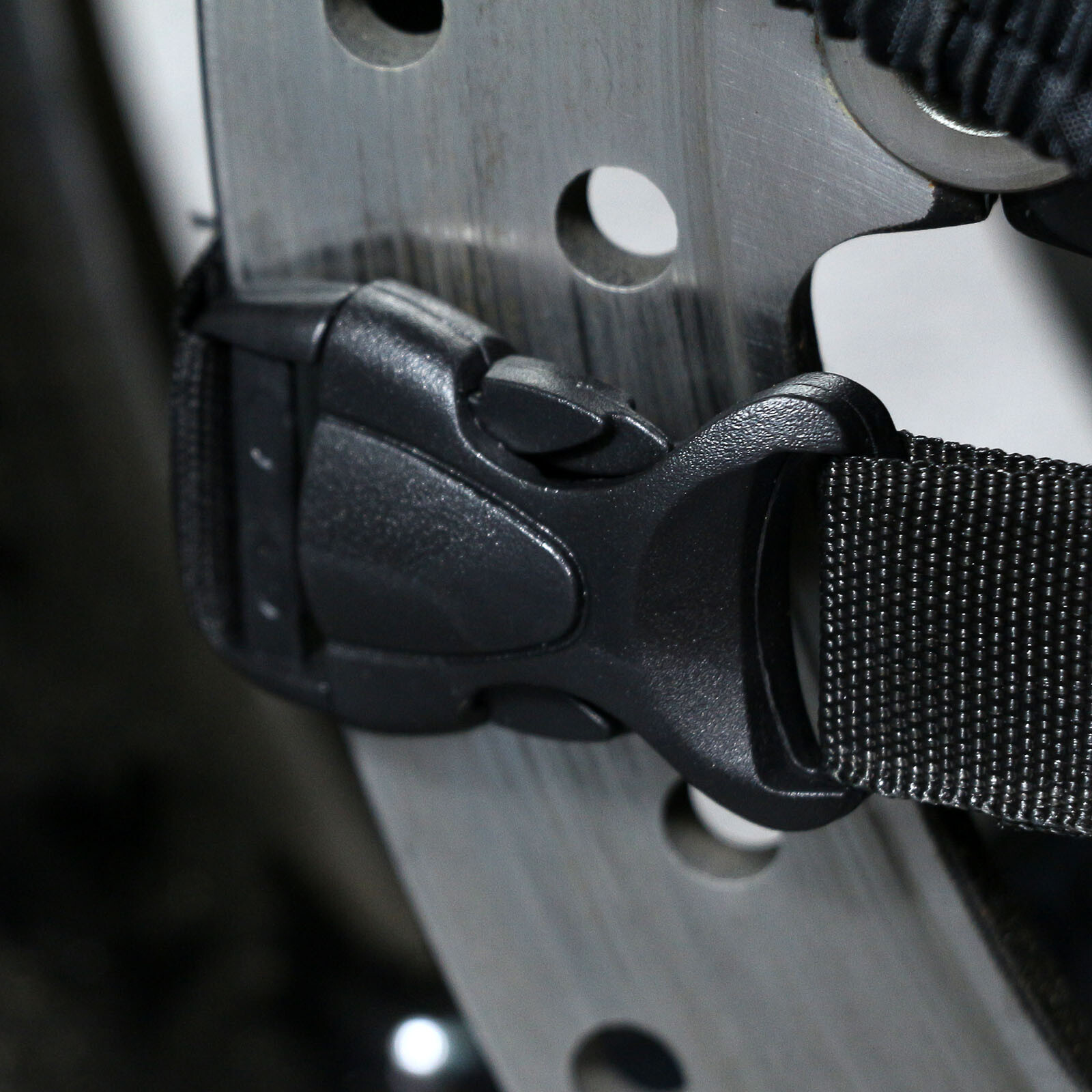 NEVERLAND XL Motorcycle Cover Waterproof Heavy Duty Storage Outdoor Protector