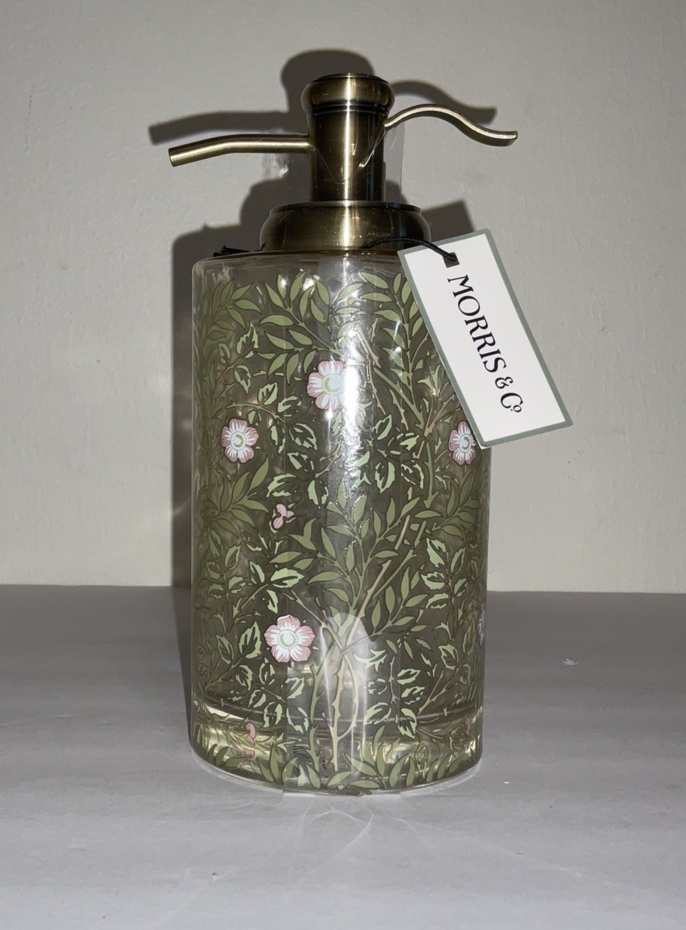 MORRIS & Co. MALLOW IN PINK FLORAL CLEAR GLASS SOAP PUMP BATHROOM VANITY NWT