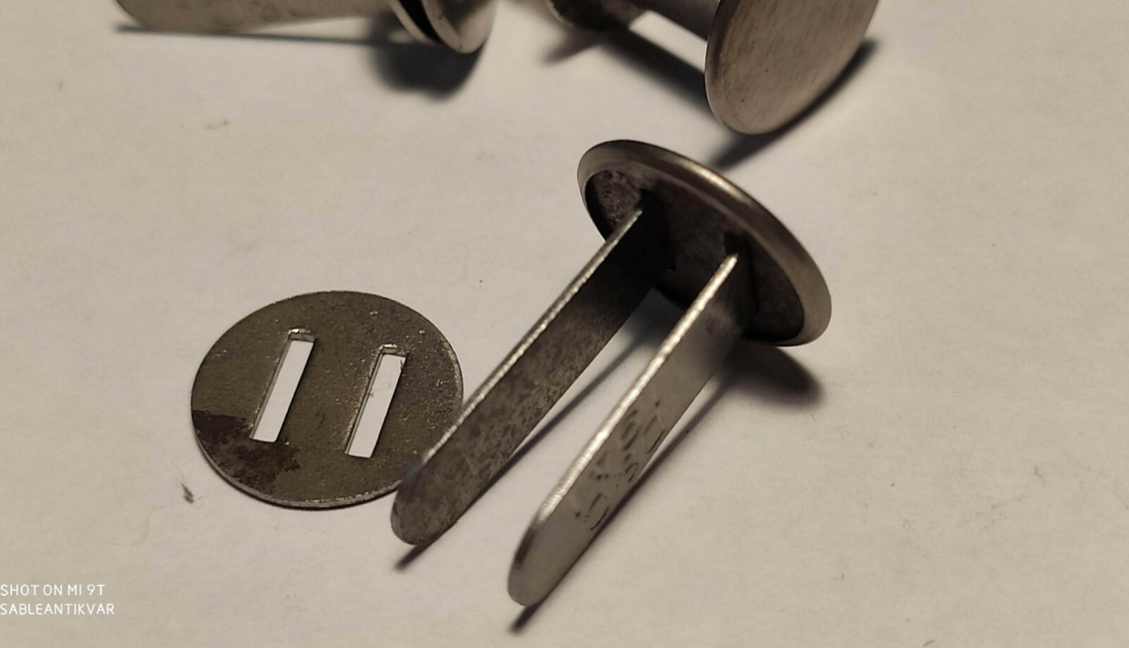 WW2 GERMAN HELMET EARLY RIVETS/WASHERS SET OF 3,MAKER MARKED very good replica