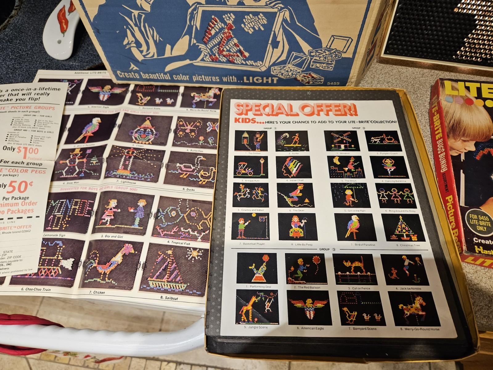 Vintage ORIGINAL 1967 "LITE BRITE" Hasbro Toy Light Bright BUGS/REFILLS/PEGS!!!!