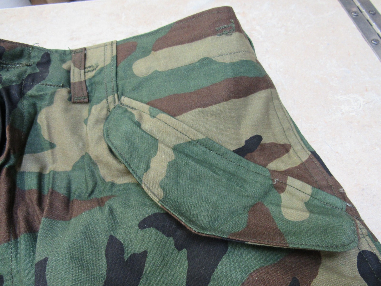 US GI M65 Woodland Camo Field Pants Trousers Medium Regular 1985 NOS