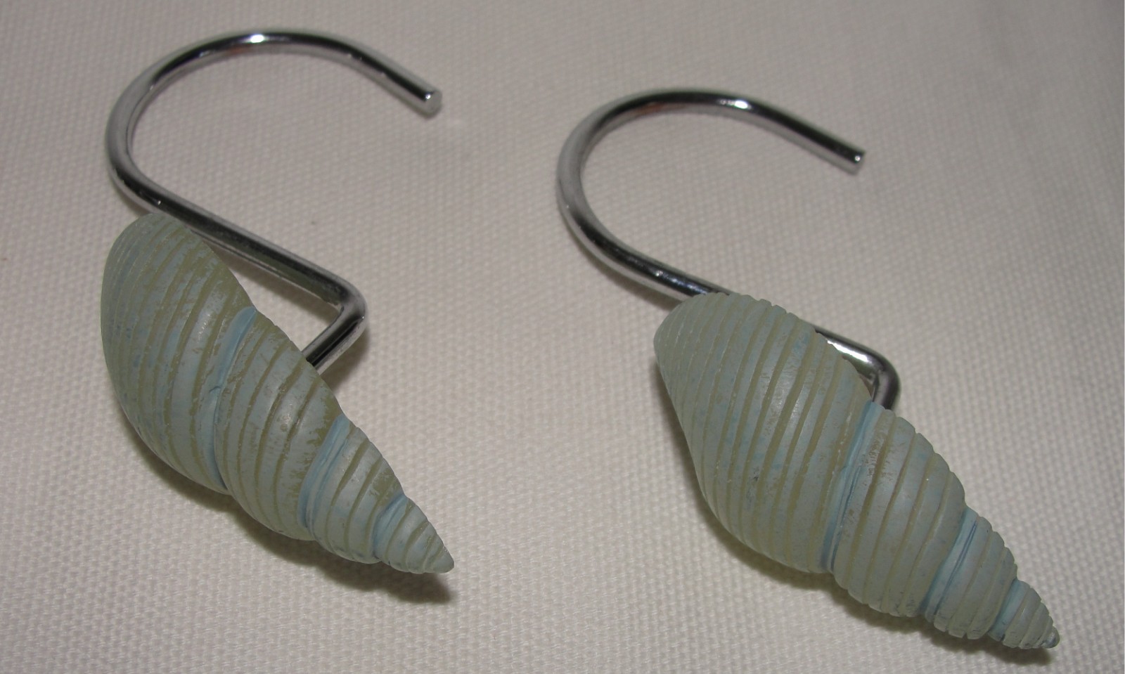 Seashell Shower Curtain Hooks Nautical Beach Ocean Shells Set of 12 Pre-owned*