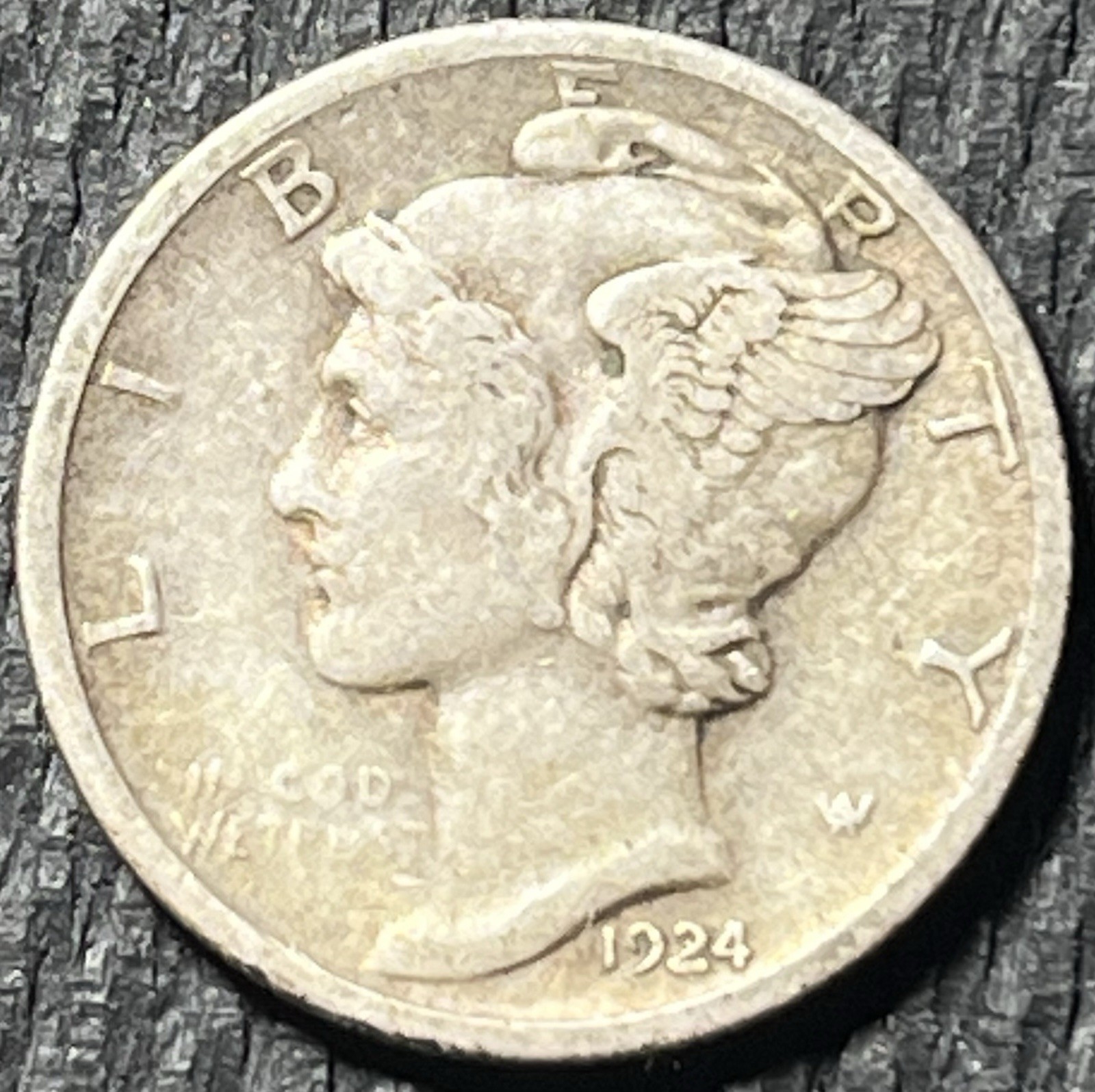 Very Nice Better Date 1924-D Mercury Silver Dime