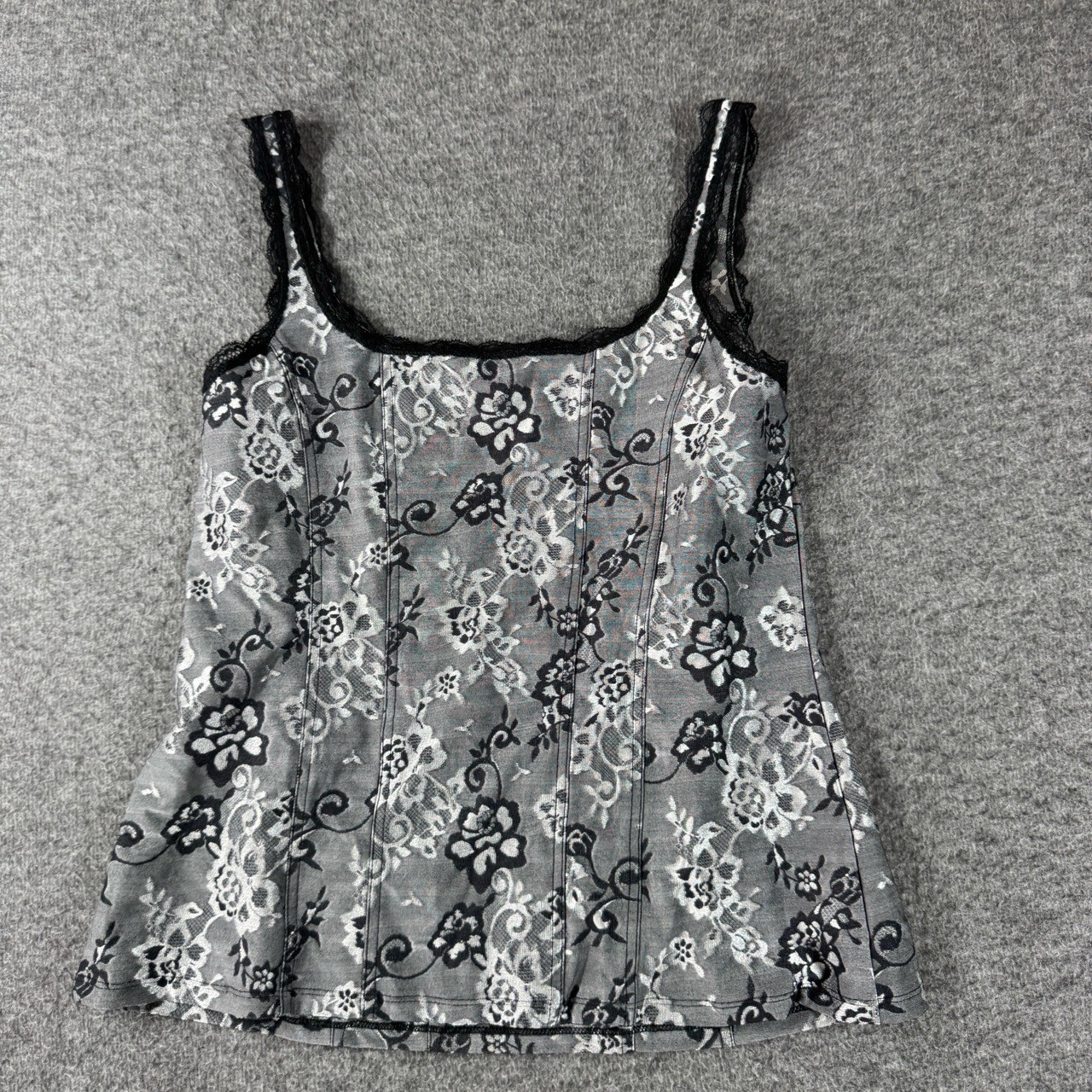 White House Black Market Camisole Tank Top Women’s XL Silver Floral Lace