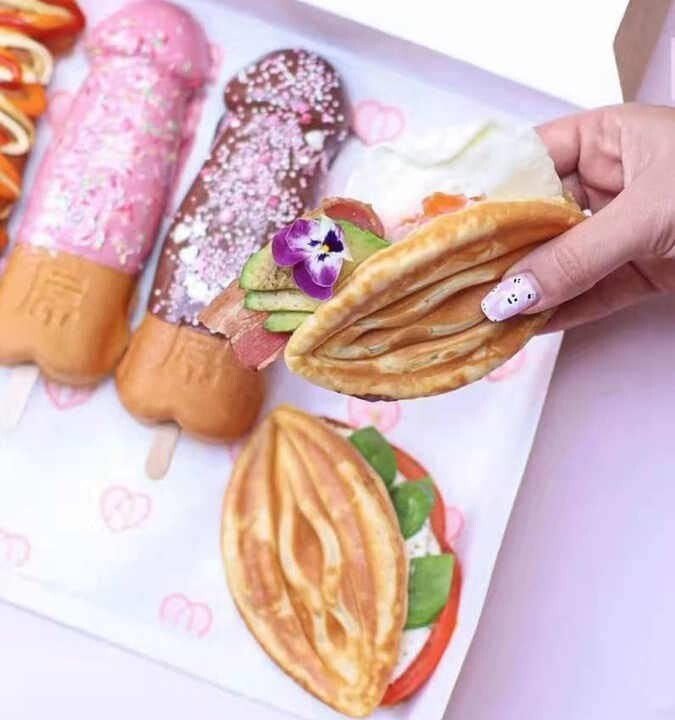 Kolice Commercial Strange Shape Waffle Maker Waffle Machine,5 grills