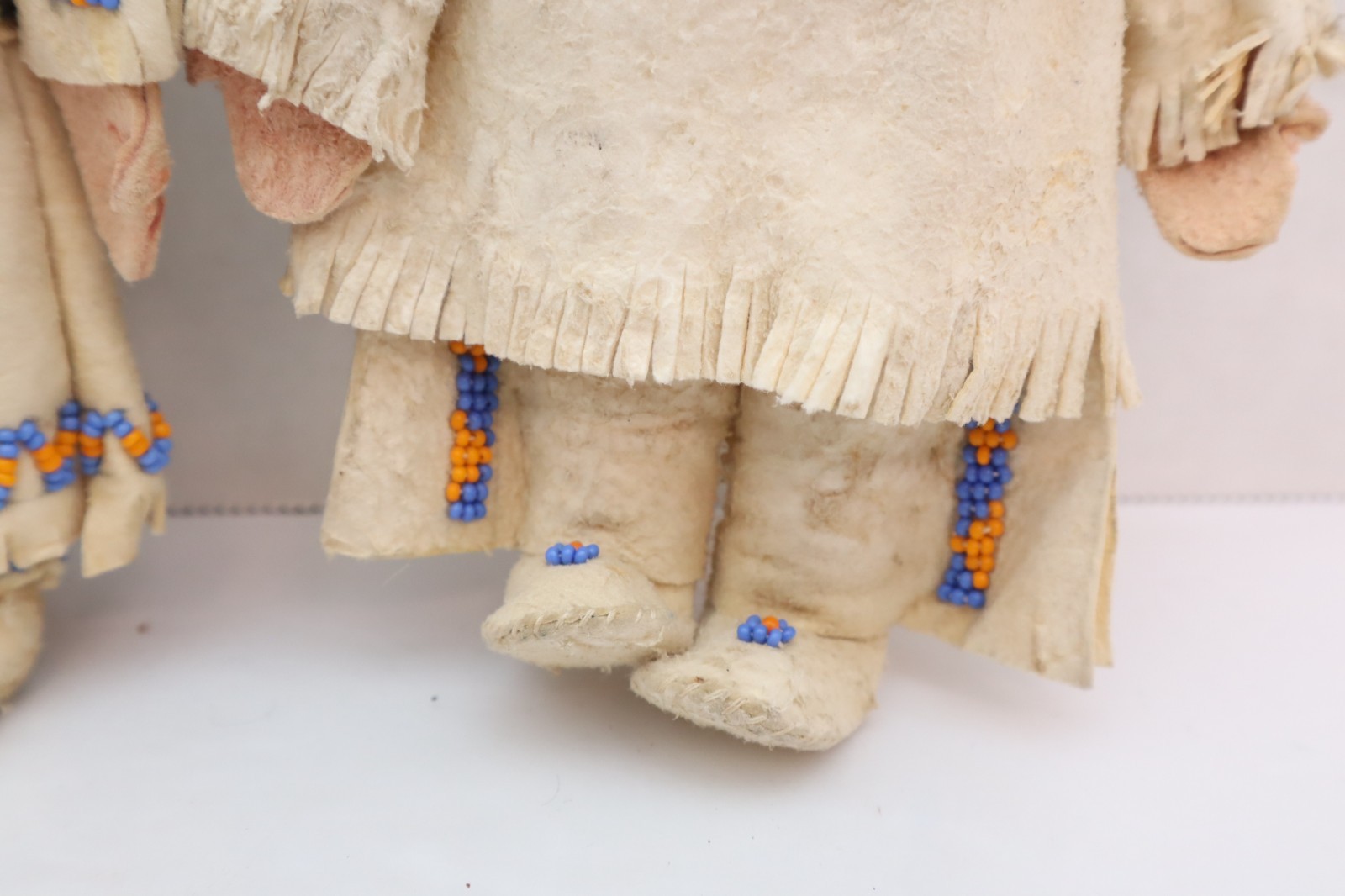 SET 2 VTG Native American Dolls Beaded Sioux Indian W Leather Couple Fridge 7"
