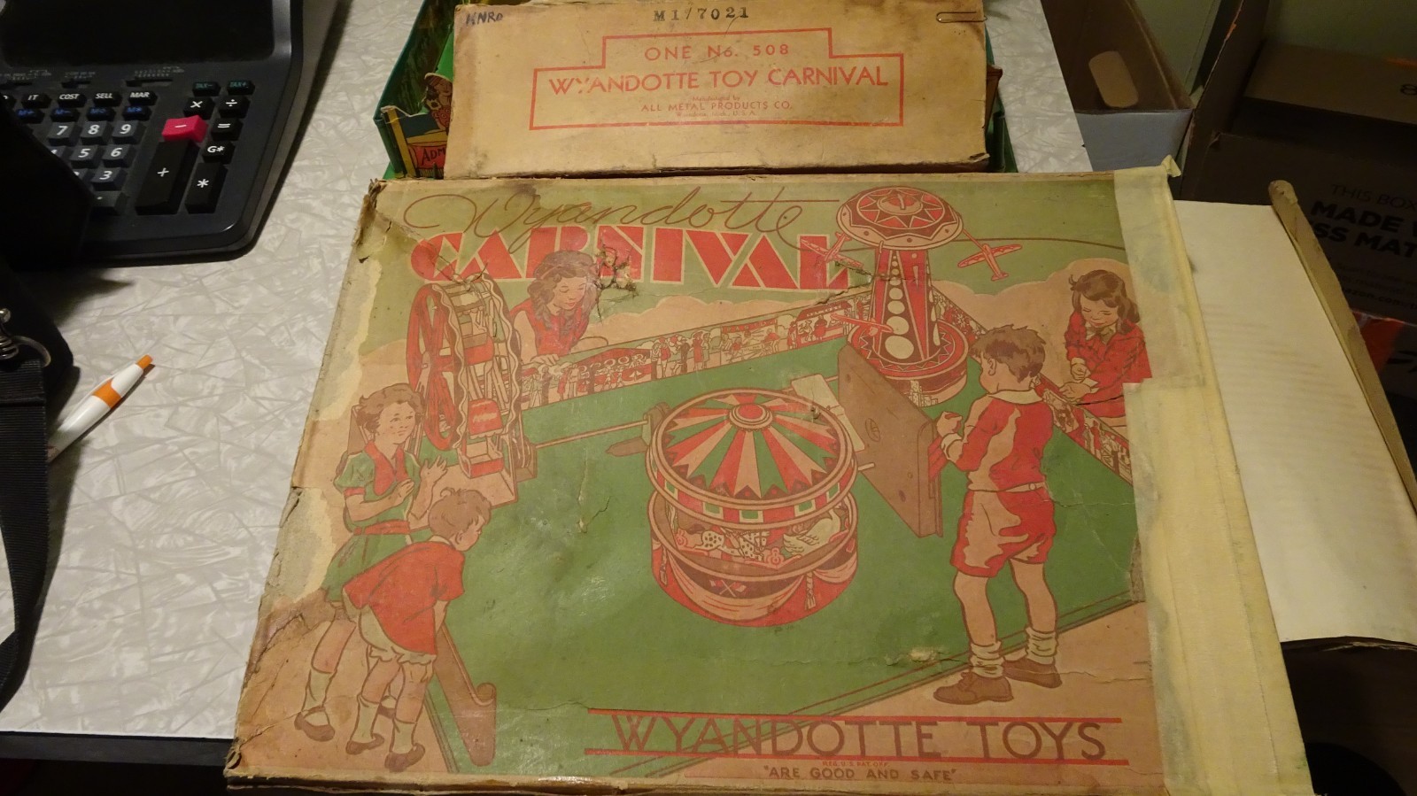 Vintage Wyandotte lever windup Carnival Toy from the '30's with box