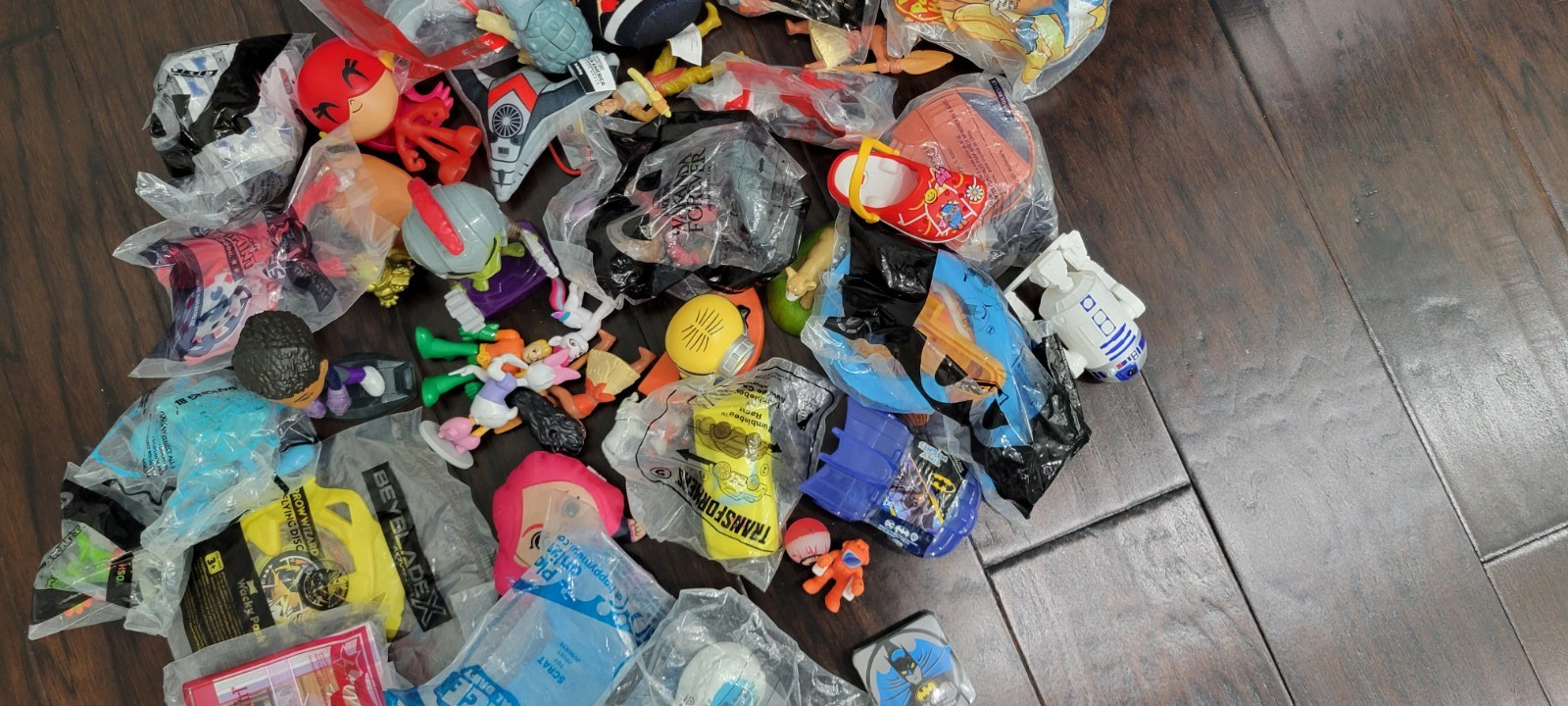 LARGE TOY LOT 42 Mystery Resell Wholesale McDonald, 19 NEW, PARTY GIFTS,FAVORS