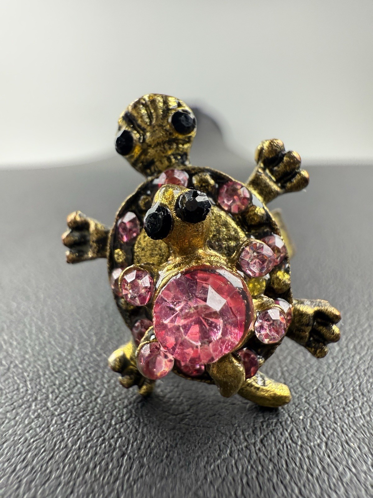 Gold Tone  Pink Rhinestone Double Turtle Ring Size 5-7 Jewelry
