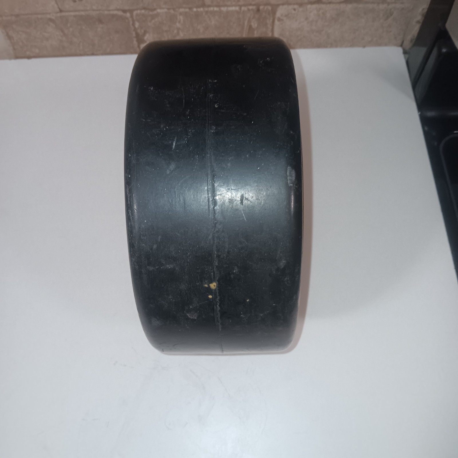 WW2 WWII US Fighter Aircraft Tail Wheel 4 x 8 1/2 By Grizzly