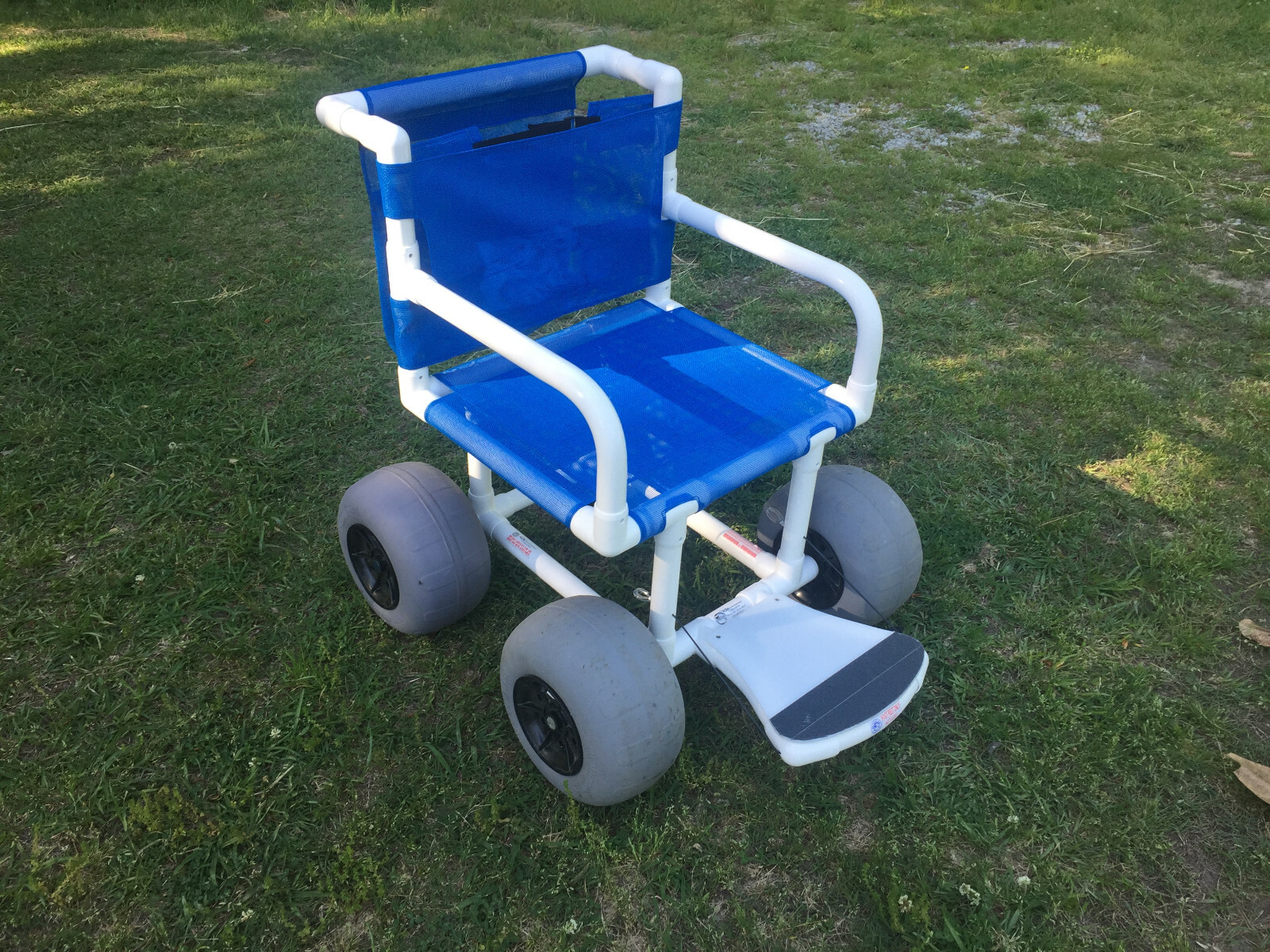 Beach Wheelchair for Sand with Balloon Tires – PVC Frame – Lightly Used
