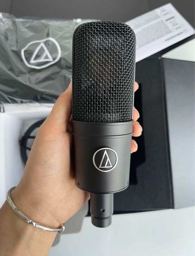 Audio-Technica AT4040 Cardioid Condenser Microphone New