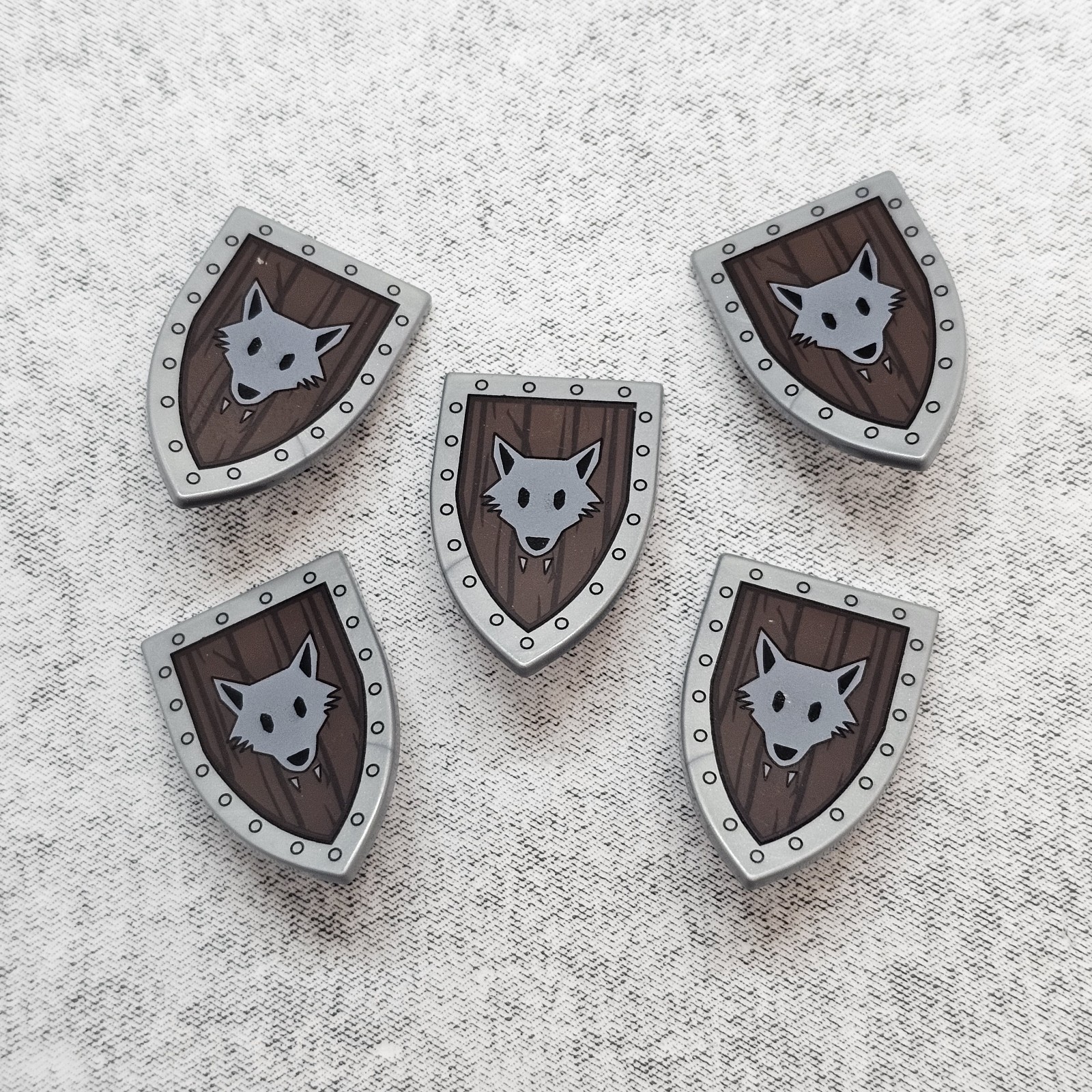 5-pack Custom Wolf  Shield Accessories for Minifigure c11w55