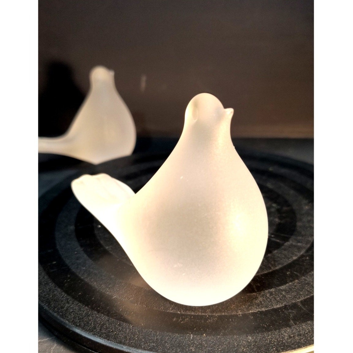 154. Frosted glass Bird Figurine