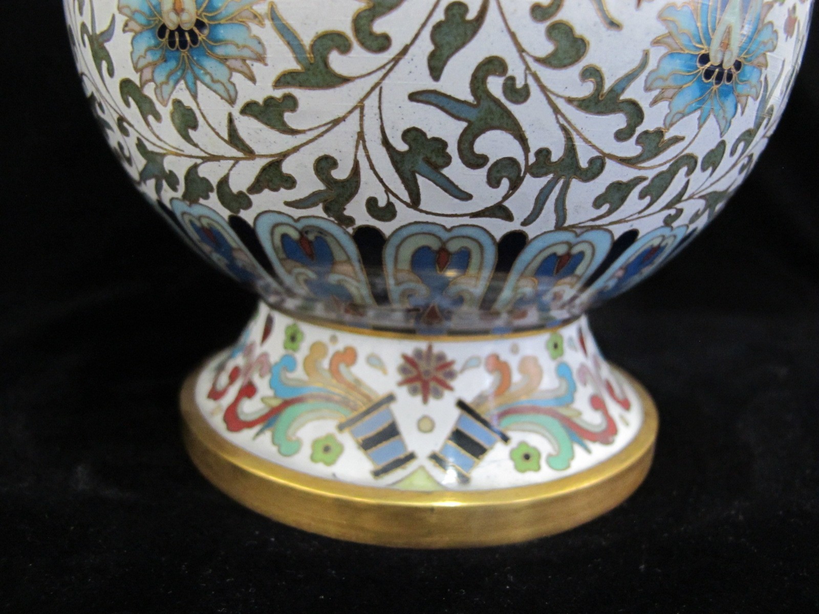 Large CHINESE White Enamel CLOISONNE Colorful FLOWER Vase Pair