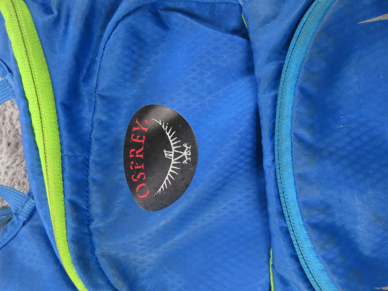 Osprey Moki Hydration Backpack Blue Green One Size Hiking Trail Pack