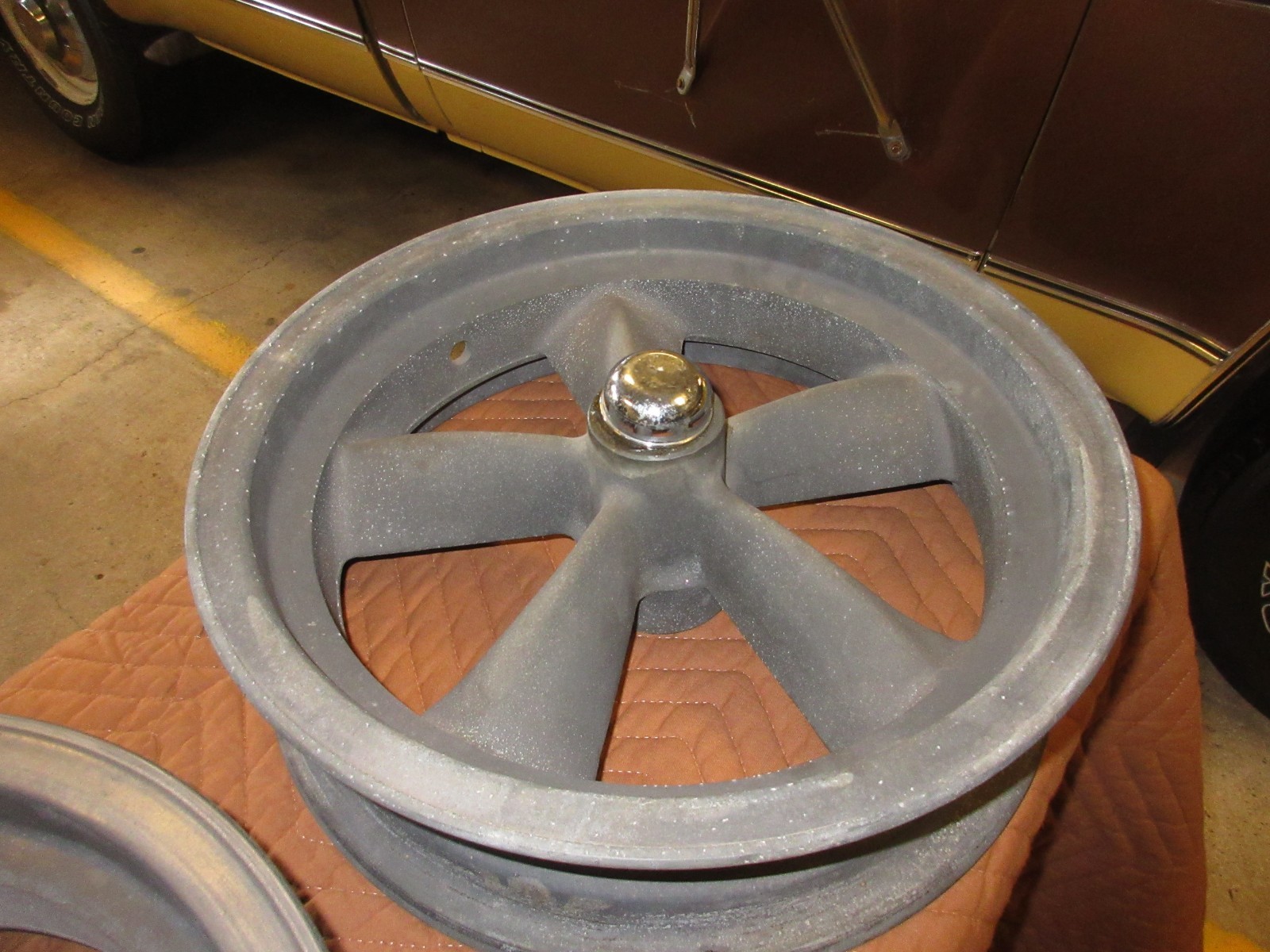 MAGNESIUM WHEEL DRAG STRIP RACE CAR SPINDLE MOUNT 15X4 HISTORIC 1959 Orig. Boxes