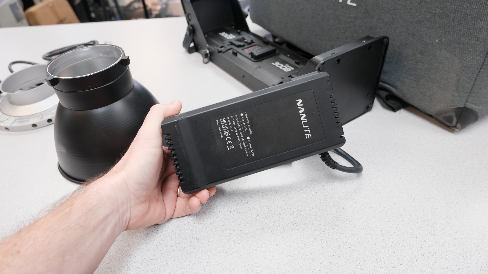 Nanlite Forza 300B LED Bi Color Monolight Kit With Carrying Case KIT FREE SHIP!