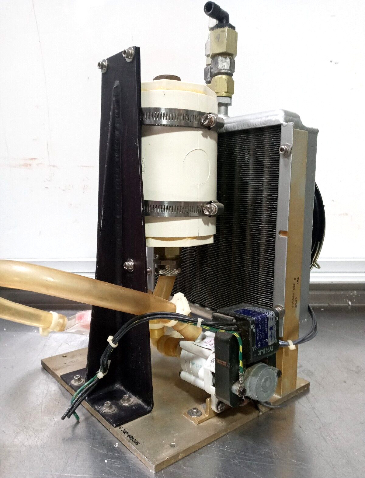 Lytron Liquid-To-Air Heat Exchanger 5210G1 985-260/Works