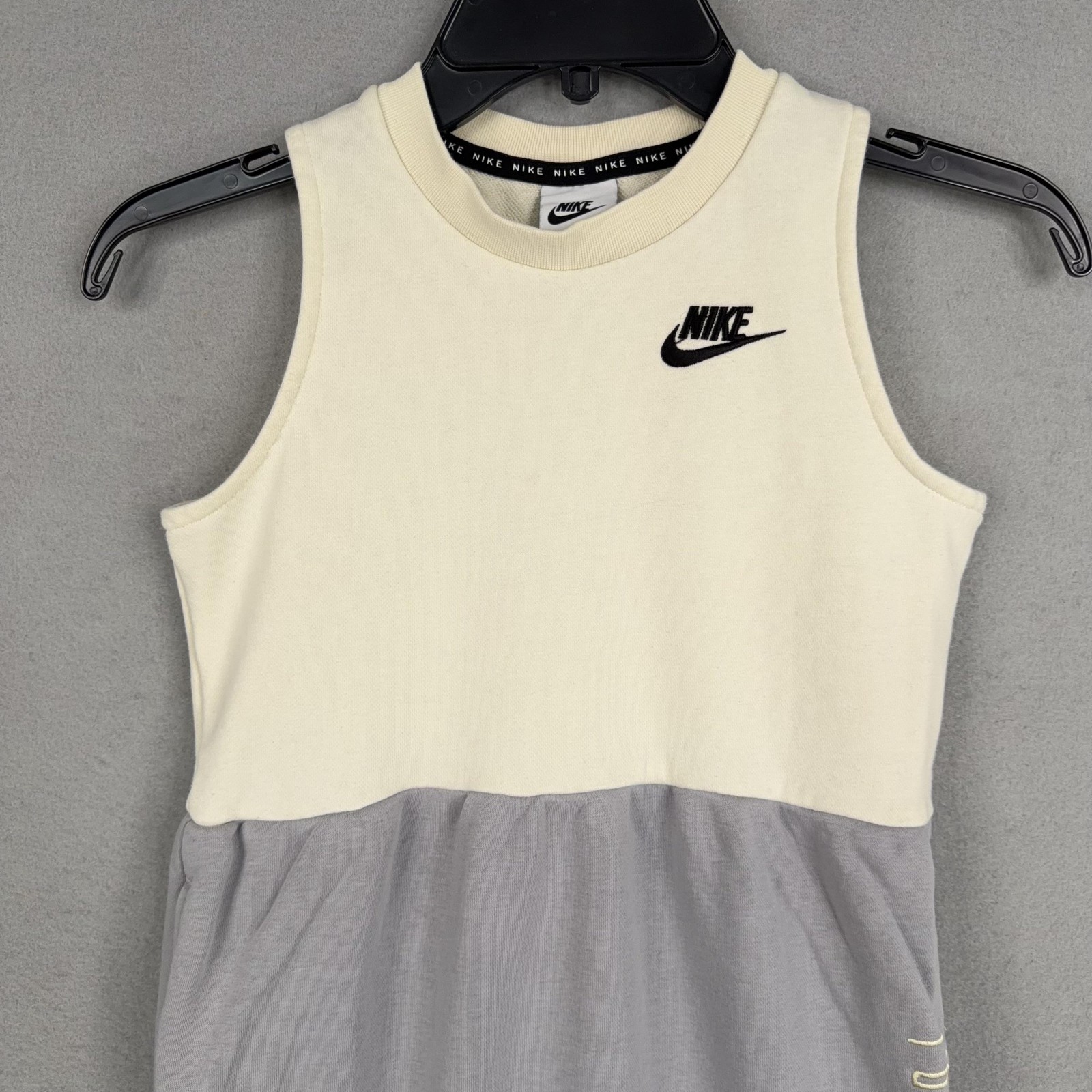 Nike Dress Girls Medium Cream Gray Black Colorblock Sleeveless Just Do It