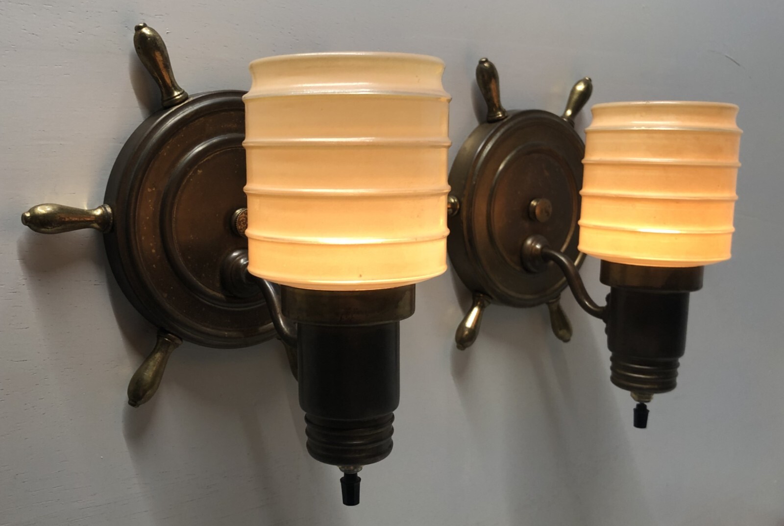 Vtg Nautical Wall Sconce Pair Ship Wheel Brass Light Fixture Art Wired USA #i30