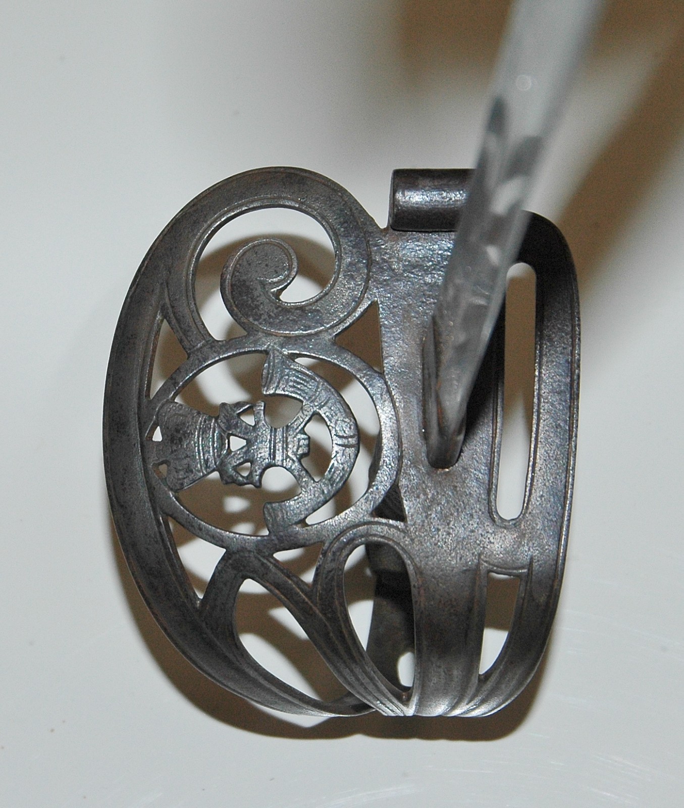 British 1st Surrey Rifles officers sword, 19th century w/ scabbard